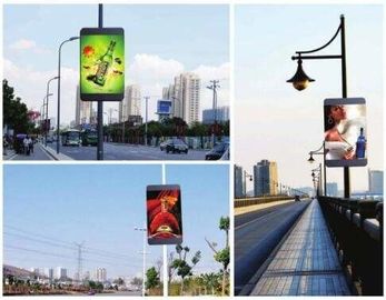 الصين خارج SMD Cloud Cluster led Pole شاشة فيديو إعلان ضوء صندوق P5 المزود