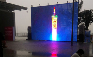 الصين P15 الشبكة لوحة الإعلانات LED شاشة عرض الشفافية 7000 Nits المزود